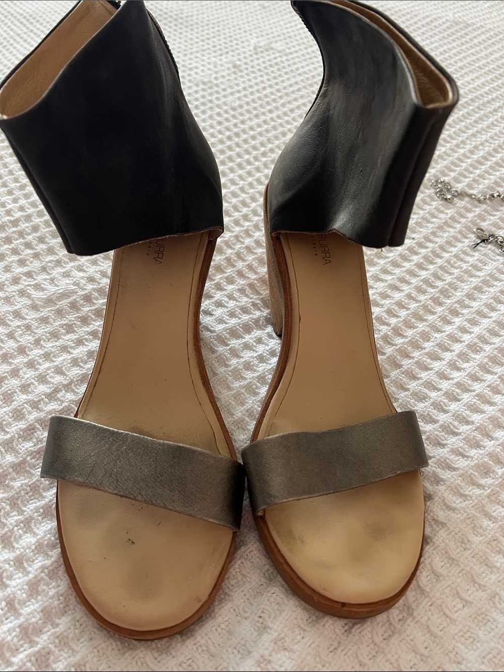 Koolaburra Black Ankle-Cuff Wedge Sandals with Metallic Gray Strap